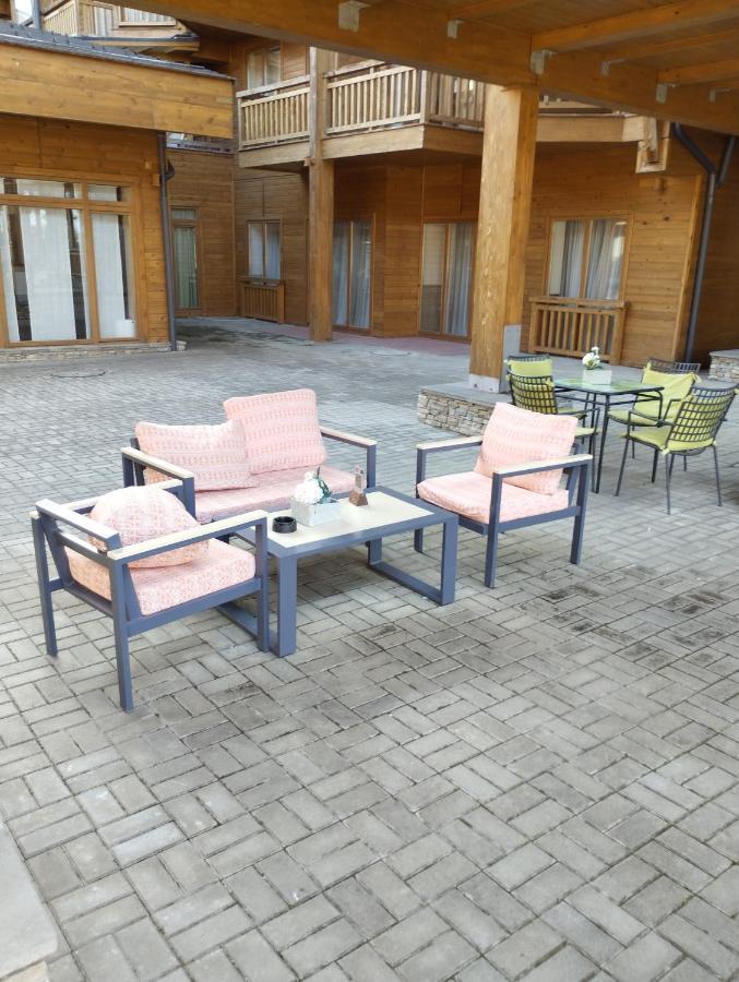 Pirin Golf - Nirvana, Studios&Spa 拉兹洛格 外观 照片