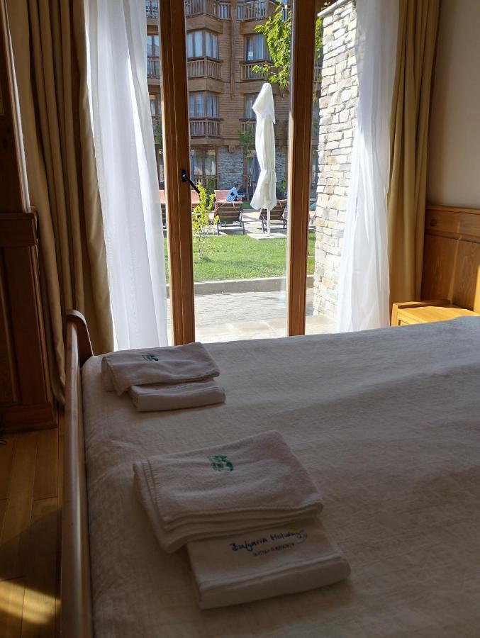 Pirin Golf - Nirvana, Studios&Spa 拉兹洛格 外观 照片