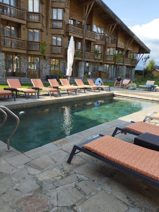 Pirin Golf - Nirvana, Studios&Spa 拉兹洛格 外观 照片